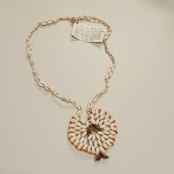 Tahiti Disk Warrior Shell Lei Circa 1980 from PRIVATE COLLECTION - Picture 2 of 11